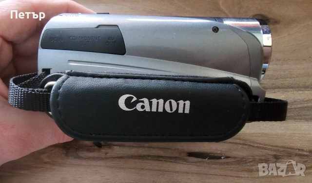 Canon LEGRIA HF R26 E + батерия + зарядно + чантичка, снимка 3 - Фотоапарати - 52929484