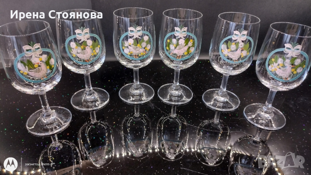 Комплект от уникални, ръчно  рисувани, тънкостенни, кристални чаши за вино. Декор птици