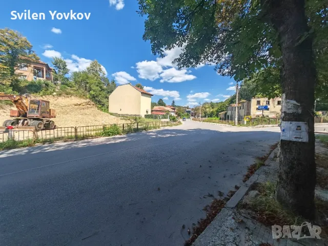 Продавам урегулиран поземлен имот в регулация 610кв., снимка 2 - Парцели - 49292864