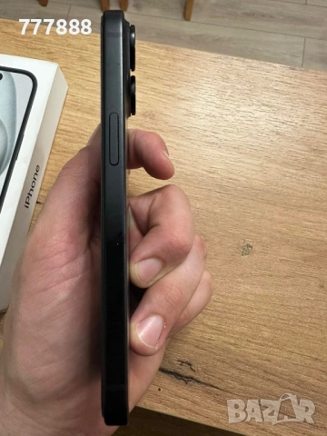 ‘Бартер’ iPhone 15 128GB Black, снимка 4 - Apple iPhone - 53587941