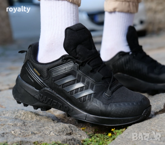 Мъжки Обувки Adidas Terrex Swift-R- Черно, снимка 2 - Маратонки - 51644284