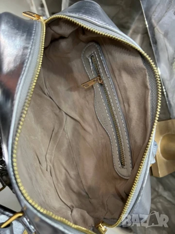 чанти Miu Miu , снимка 10 - Чанти - 50682001