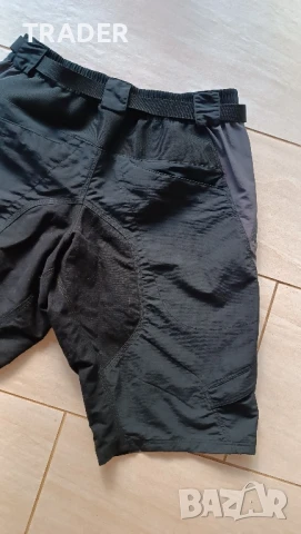 мъжки МТВ къс панталон шорти бермуди гащи армейски Endura, снимка 8 - Спортни дрехи, екипи - 39735121