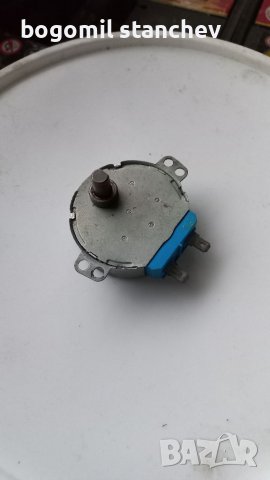 Двигател за микровълнова, снимка 2 - Микровълнови - 39137863