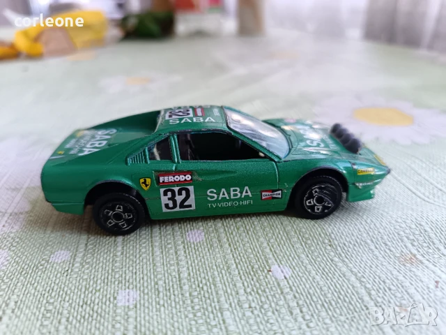 Ferrari 308 GTB - мащаб 1:43 на bBurago made in Italy