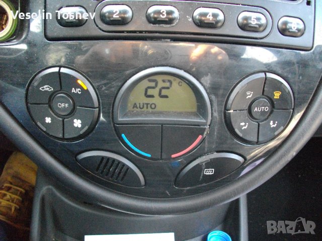 Форд фокус  150хил км,климатроник на части, снимка 2 - Автомобили и джипове - 40639309