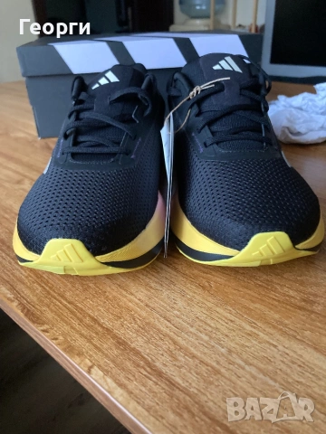 Оригинални маратонки Adidas, снимка 8 - Маратонки - 53371849