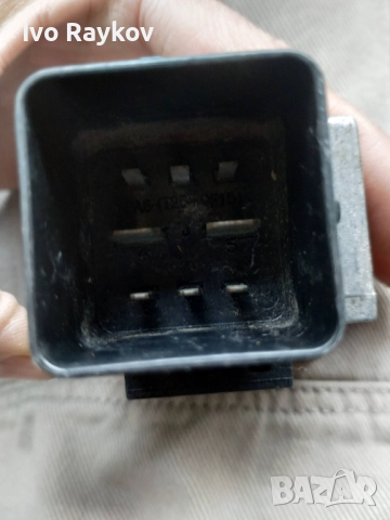 Реле подгревни свещи Renault Captur , Dacia , Mercedes , 110678071R, снимка 2 - Части - 47550978