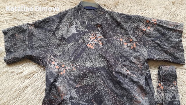 Продавам дамски тънък домашен халат , снимка 2 - Дрехи за бременни - 38633924