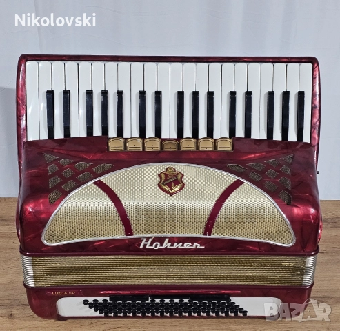 Акордеон Hohner Lucia II P, снимка 4 - Акордеони - 52884480