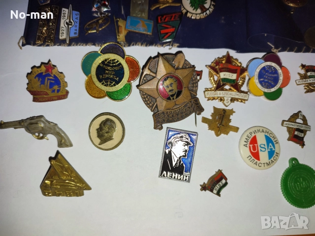 Продавам колекция запазени значки и кибрити, снимка 2 - Колекции - 51492388