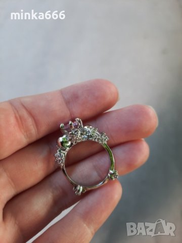 Красив дамски пръстен 6-ца, снимка 2 - Пръстени - 38600018