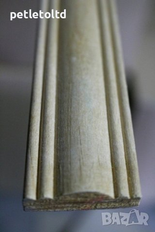 Перваз дървен ( лайсна с орнаменти ) № 20 Размер: 40 мм Х 12 мм / 2 метра, снимка 1 - Други - 30466469
