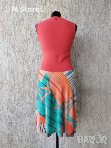 Save The Queen рокля размер L, снимка 3 - Рокли - 51627426