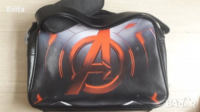 Marvel Avengers Отмъстителите Чанта тип messenger, нова