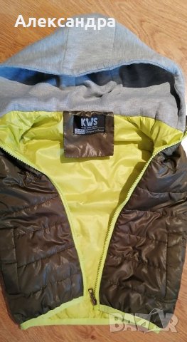 Детски елек, снимка 2 - Детски якета и елеци - 37055175