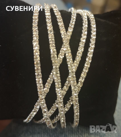 Дамска широка гривна с изкуствени цирконий , снимка 5 - Гривни - 50558873