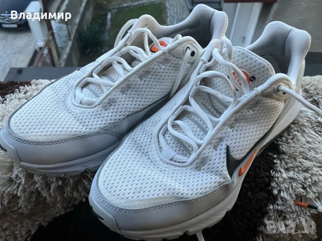 Маратонки NIKE AIR MAX PULSE номер 44,5