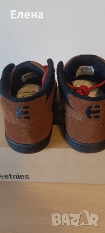 Кецове Etnies от ест.кожа, 36 номер, снимка 3 - Детски маратонки - 51975822