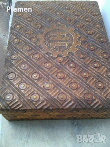 Стара полска дървена рекламна кутия железарска фабрика Ленин, снимка 4 - Други ценни предмети - 37364913