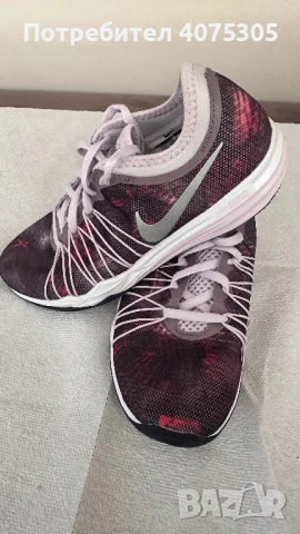 Чисто нови NIKE , снимка 3 - Дамски ежедневни обувки - 51193768