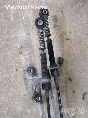 Жила механизъм скорости за Голф 5 Ауди А3 1.6 фси VW Golf 5 Audi A3 8P 1.6 FSI Passat 1K0711049AQ, снимка 4 - Части - 50489727