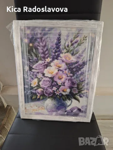 Ваза с цветя , снимка 2 - Гоблени - 50044945