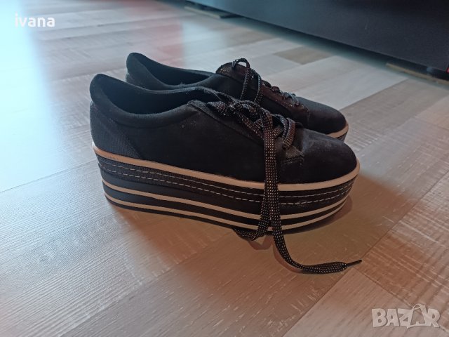 обувки на платформа