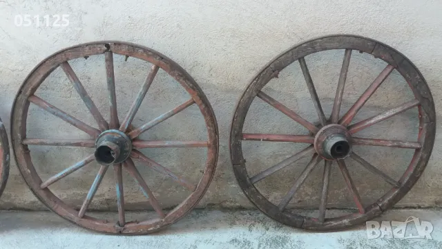 лот от две масивни колела от каруца, файтон , снимка 4 - Антикварни и старинни предмети - 48170633