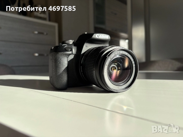 Фотоапарат DSLR Canon EOS 2000D + зарядно, снимка 2 - Фотоапарати - 52955722