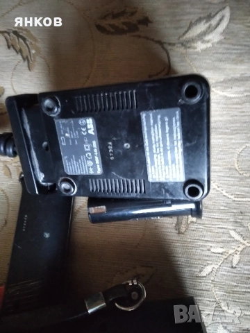 Предлагам ел.пистолет за полагане на силикон., снимка 7 - Други инструменти - 52838708