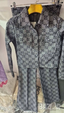 дамски комплекти яке и панталон gucci , снимка 2 - Комплекти - 52031912