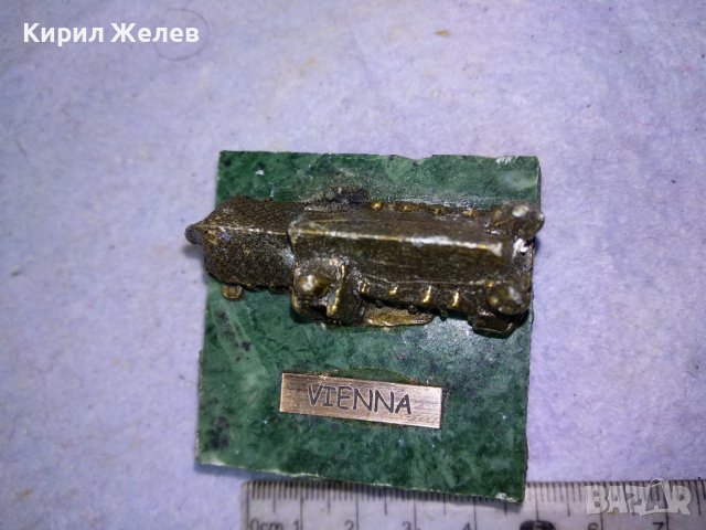 VIENNA СРЕДНОВЕКОВЕН ЗАМЪК Стар РЯДЪК МЕТАЛЕН СУВЕНИР ПОСТАМЕНТ от ЗЕЛЕН МРАМОР Виена АВСТРИЯ 41269, снимка 7 - Декорация за дома - 43952517