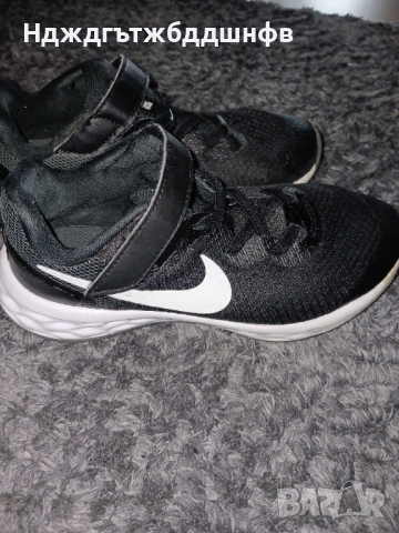 Маратонки Nike 31 размер, снимка 2 - Детски маратонки - 44585562