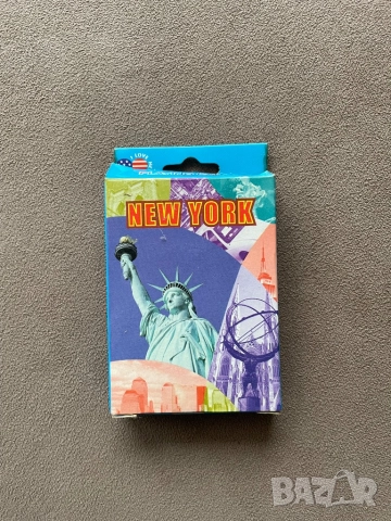 Нови запечатани карти за игра с тематичен дизайн New York