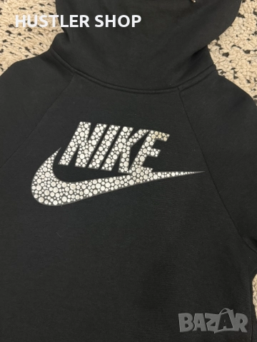 Дамски суитшърт NIKE. Размер XS, снимка 3 - Спортни екипи - 52967650