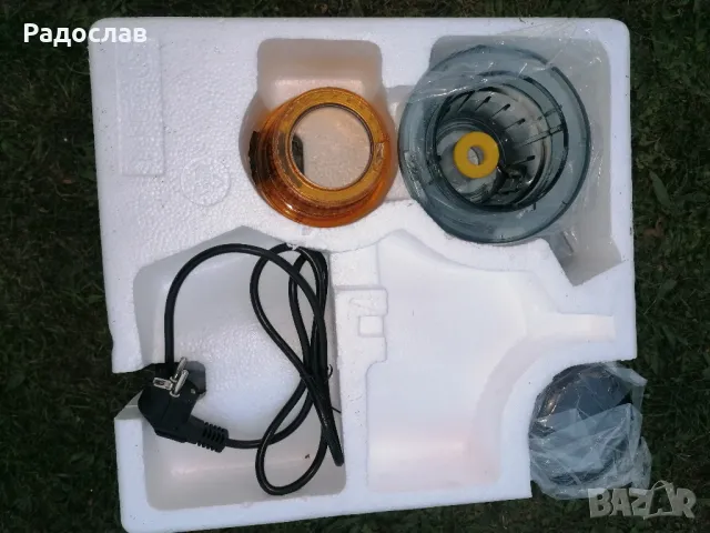  СокоистисквачкаSalute, снимка 5 - Сокоизстисквачки и цитрус преси - 47752847