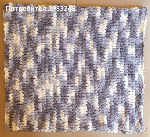 Пухкава постелка за кученце или коте