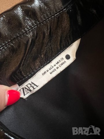 Лачена - латексова рокля на Zara !, снимка 2 - Рокли - 43683957