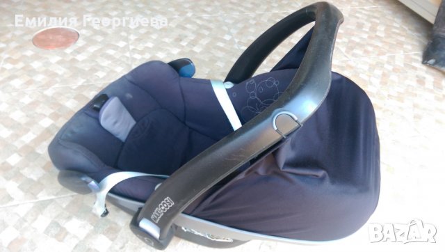 Детски стол за кола Maxi-cosi със сенник, снимка 2 - Столчета за кола и колело - 28924324