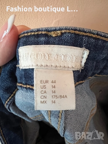 H&M Дамски сини дънки 44 размер 70% памук 28% полиестер 2% еластант с джобове и ципове на крачолите , снимка 6 - Дънки - 52389271