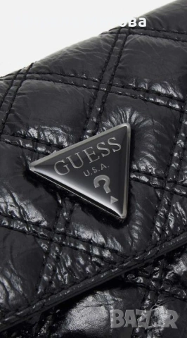 Дамска чанта Guess 