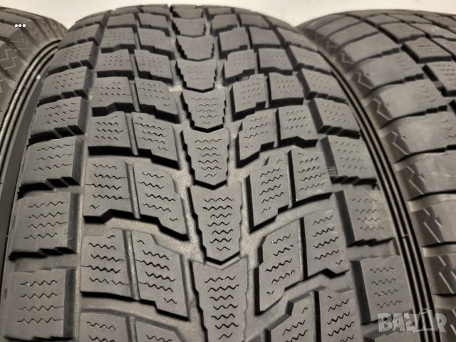235/65/17 Dunlop / джип зимни гуми , снимка 4 - Гуми и джанти - 43791415