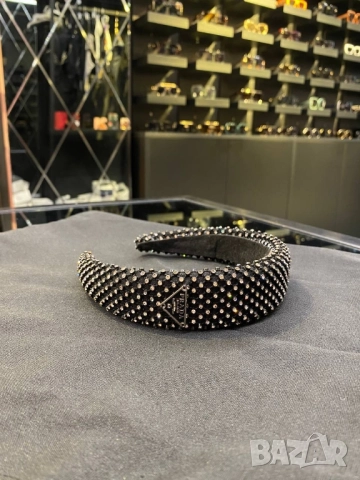 диадема prada , снимка 2 - Аксесоари за коса - 51433089