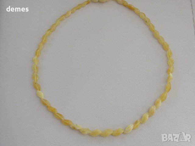 Елегантно дамско колие от първокласен Балтиийски кехлибар.