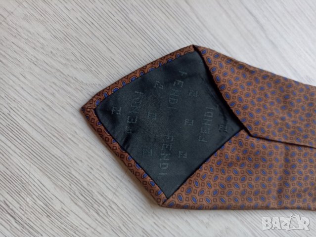 Мъжка вратовръзка Fendi, снимка 7 - Колани - 44089236