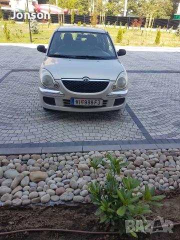 Daihatsu Sirion 1,0i, 58к.с, снимка 4 - Автомобили и джипове - 52973230