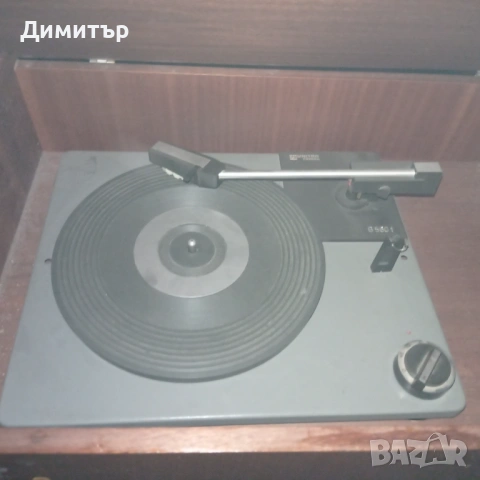 Радио грамофон Респром А 104, снимка 2 - Грамофони - 53450624