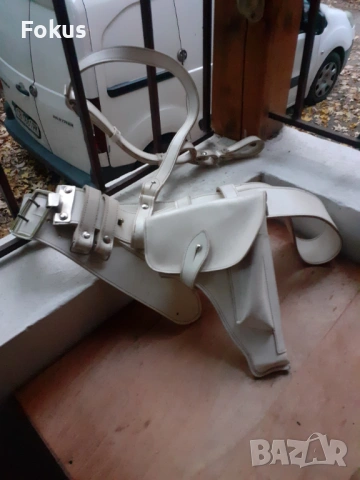 Стар СОЦ милиционерски колан с портупей и кобур, снимка 3 - Антикварни и старинни предмети - 53268669