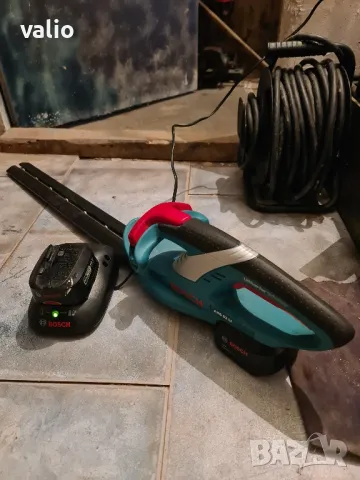 Акумулаторен храсторез BOSCH , снимка 2 - Други инструменти - 47601496